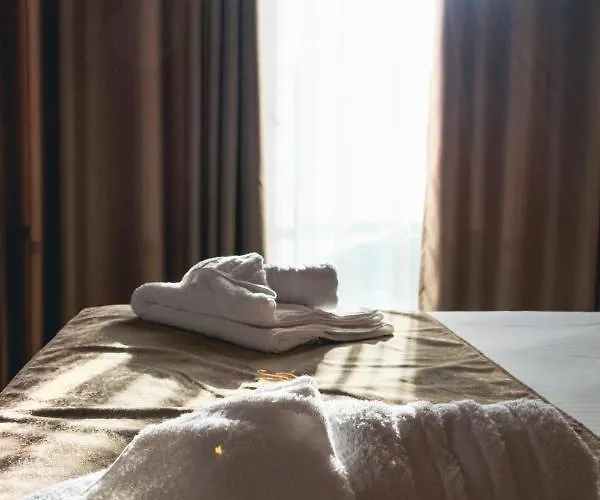 Kronos Hotell Koxhazi